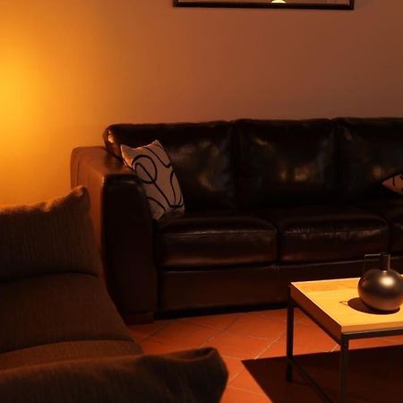 Wonderful Central Apartment! Mantoue Extérieur photo